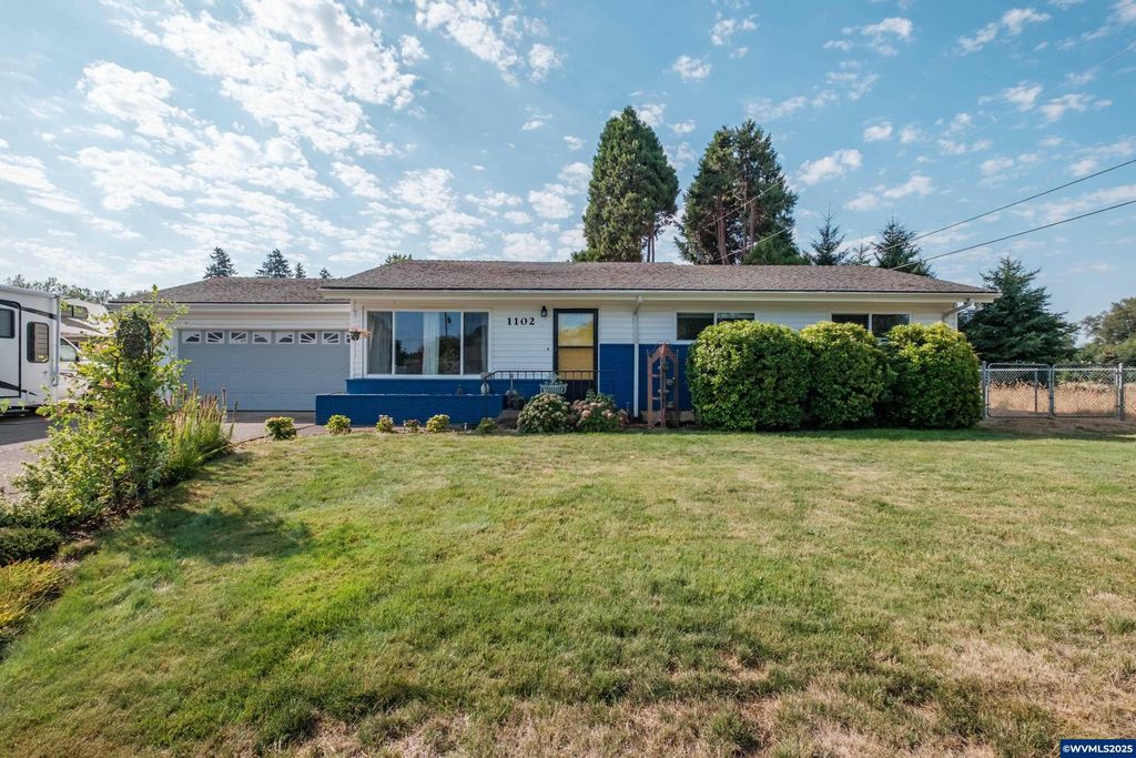 1102 16Th Av NE, Albany, OR 97321