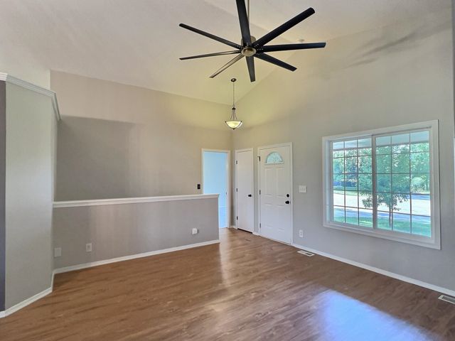 1407 W Quail Crossing Ct, Andover, KS 67002