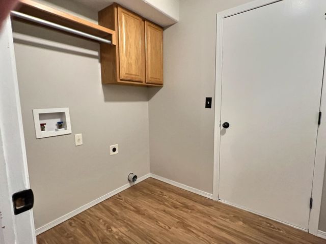 1407 W Quail Crossing Ct, Andover, KS 67002