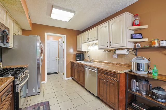 4453 BELL Lane, Hanover Park, IL 60133