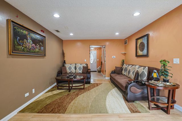 4453 BELL Lane, Hanover Park, IL 60133