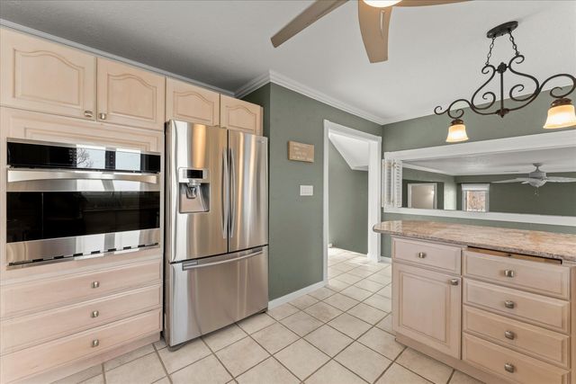 2501 Cherry Hills Drive, Champaign, IL 61822