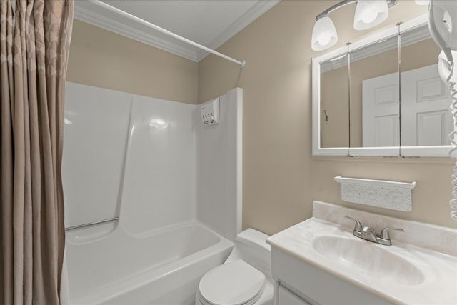 2501 Cherry Hills Drive, Champaign, IL 61822