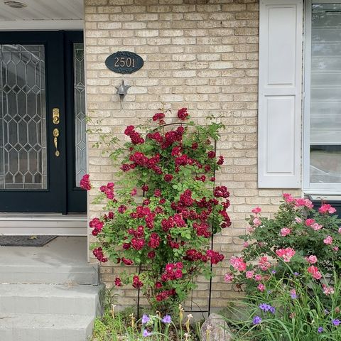 2501 Cherry Hills Drive, Champaign, IL 61822