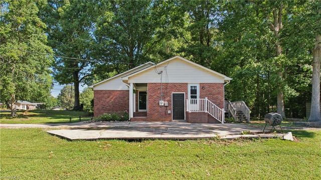 611 Woodland Drive, Rockwell, NC 28138