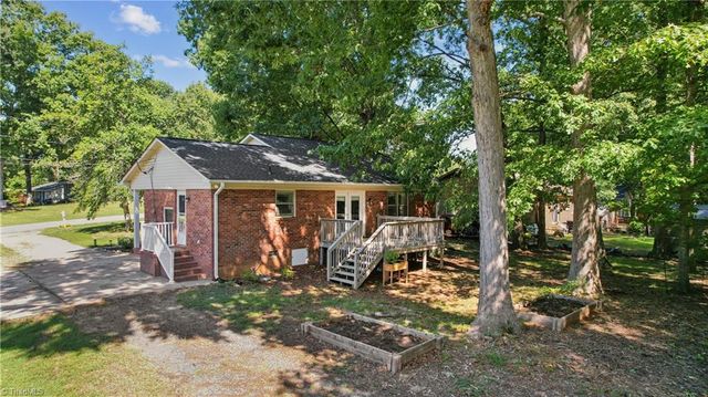 611 Woodland Drive, Rockwell, NC 28138