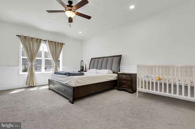 2820 HEARTLAND CIR, Frederick, MD 21702