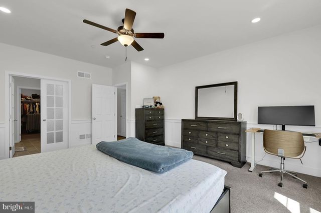 2820 HEARTLAND CIR, Frederick, MD 21702