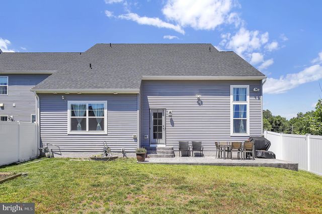2820 HEARTLAND CIR, Frederick, MD 21702