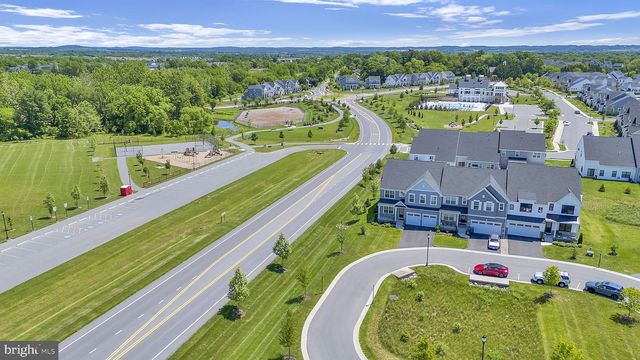 2820 HEARTLAND CIR, Frederick, MD 21702
