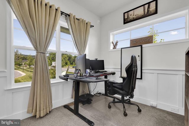 2820 HEARTLAND CIR, Frederick, MD 21702