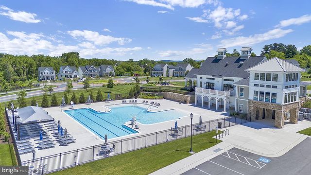 2820 HEARTLAND CIR, Frederick, MD 21702