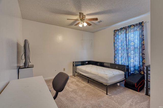 1715 Bonnieview Drive, Evansville, IN 47715