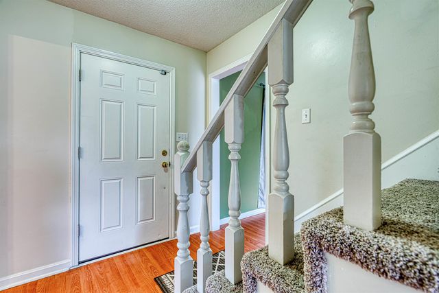 1715 Bonnieview Drive, Evansville, IN 47715