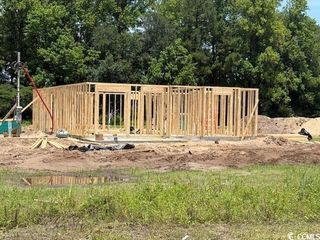 2594 Cottonwood Dr., Loris, SC 29569