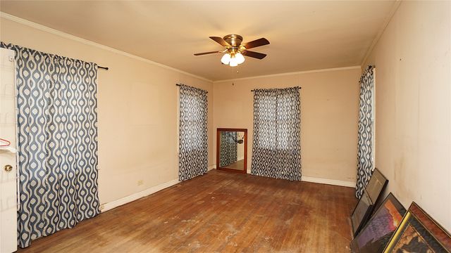 1300 W Day Street, Denison, TX 75020