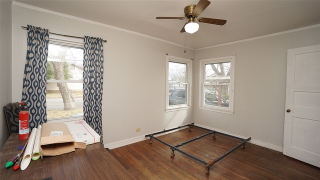 1300 W Day Street, Denison, TX 75020