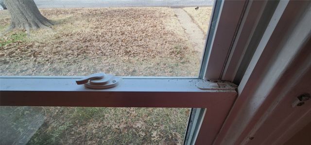 1300 W Day Street, Denison, TX 75020