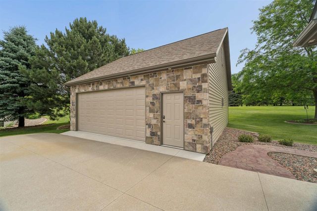 N3040 STEEPLE DRIVE, Appleton, WI 54913