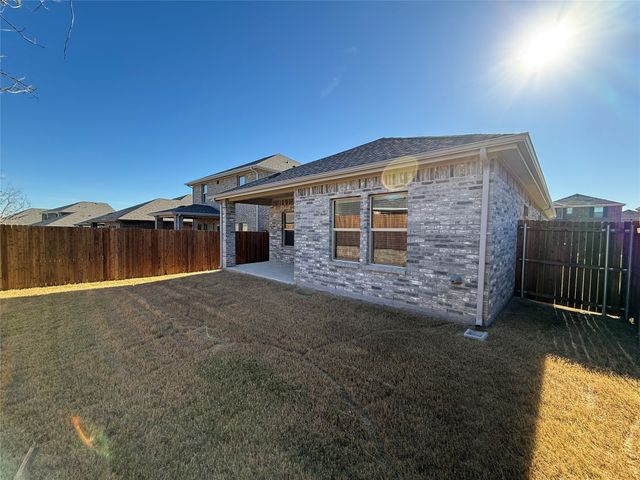 904 Rosemary Hill Drive, Princeton, TX 75071