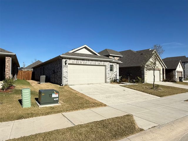 904 Rosemary Hill Drive, Princeton, TX 75071