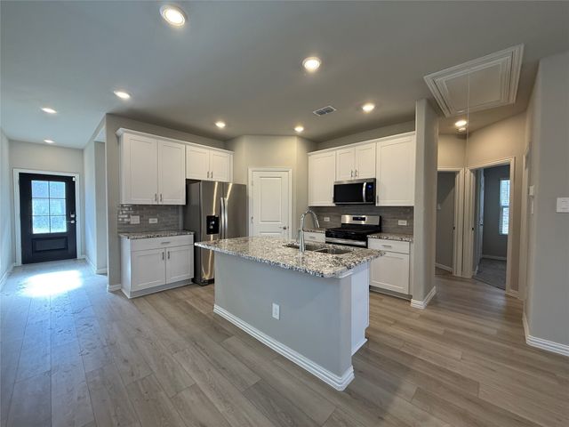 904 Rosemary Hill Drive, Princeton, TX 75071