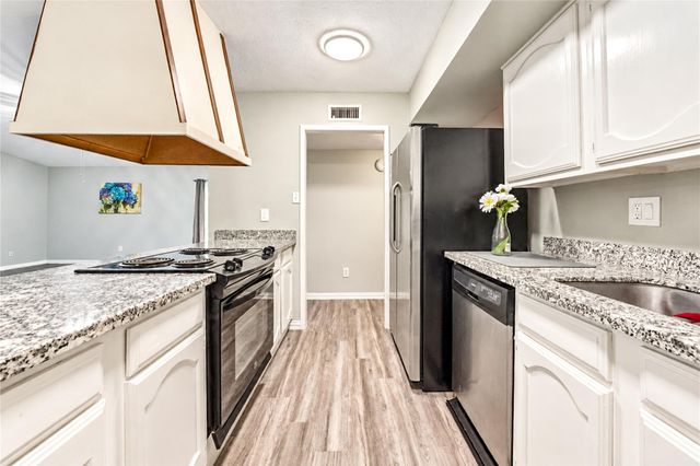 6741 Tara Drive, Richmond, TX 77469