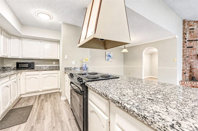 6741 Tara Drive, Richmond, TX 77469