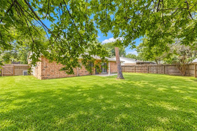 6741 Tara Drive, Richmond, TX 77469