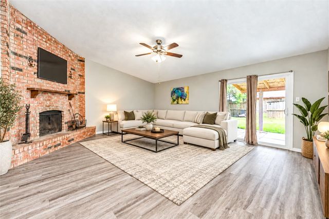 6741 Tara Drive, Richmond, TX 77469