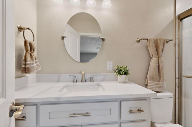 1837 Lester Drive NE, Albuquerque, NM 87112