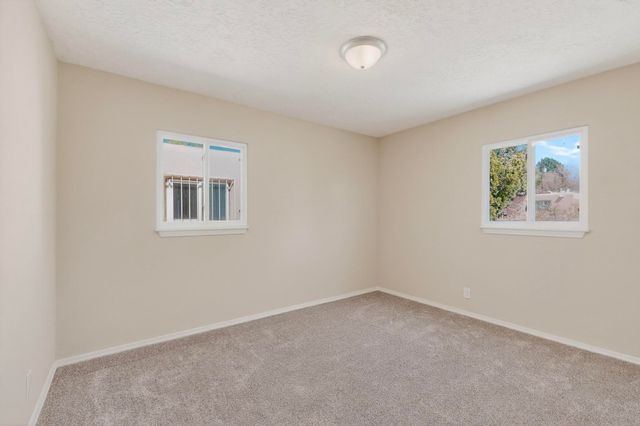1837 Lester Drive NE, Albuquerque, NM 87112