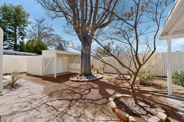 1837 Lester Drive NE, Albuquerque, NM 87112