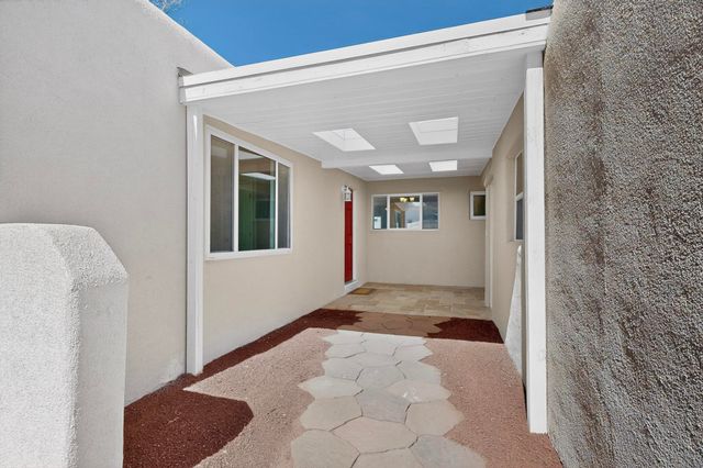 1837 Lester Drive NE, Albuquerque, NM 87112