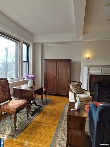 363-377 Mount Prospect 1B, Newark, NJ 07104
