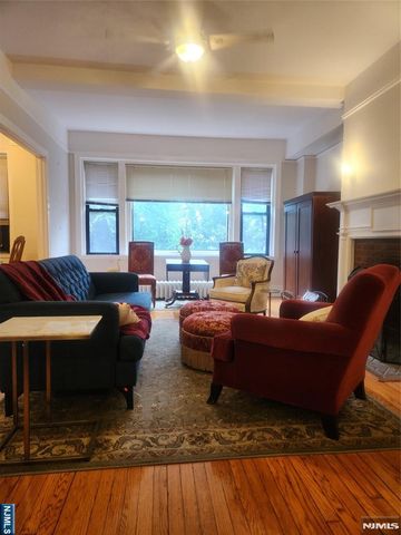 363-377 Mount Prospect 1B, Newark, NJ 07104