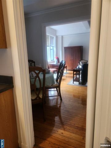 363-377 Mount Prospect 1B, Newark, NJ 07104