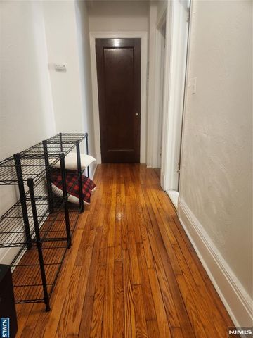 363-377 Mount Prospect 1B, Newark, NJ 07104