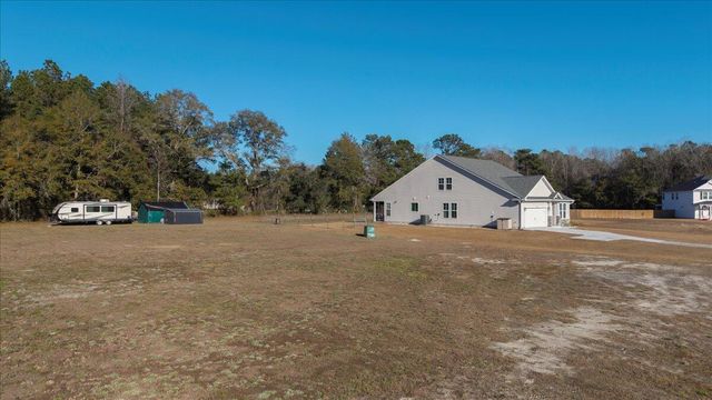119 Braxton Road, Harleyville, SC 29448