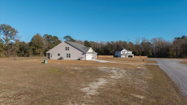 119 Braxton Road, Harleyville, SC 29448