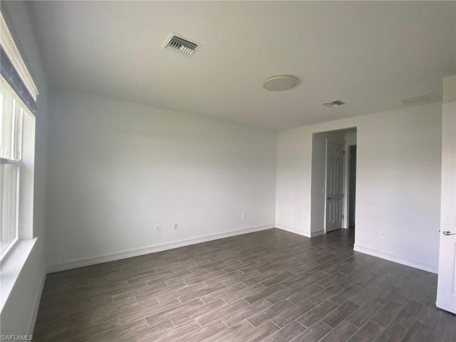 2974 Royal Gardens AVE, Fort Myers, FL 33916