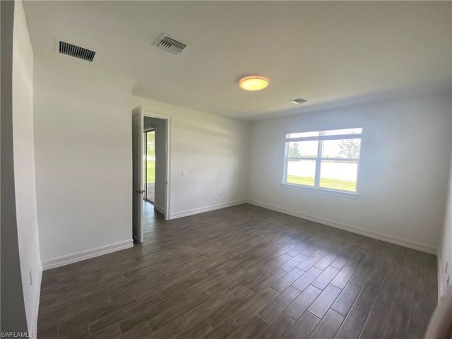 2974 Royal Gardens AVE, Fort Myers, FL 33916