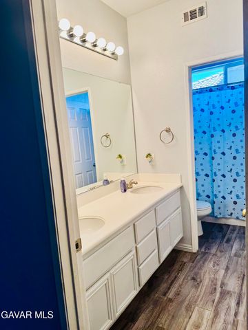 3525 Fairgreen Lane, Palmdale, CA 93551