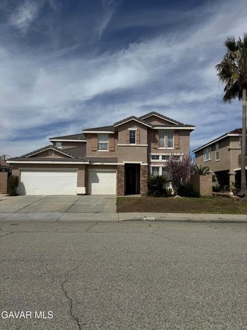 3525 Fairgreen Lane, Palmdale, CA 93551