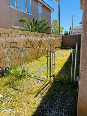 3525 Fairgreen Lane, Palmdale, CA 93551