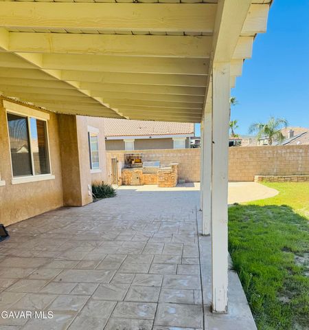 3525 Fairgreen Lane, Palmdale, CA 93551