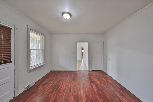 303 West Lincoln Street, Easton, PA 18042