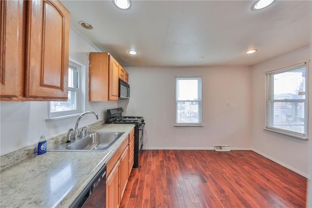 303 West Lincoln Street, Easton, PA 18042