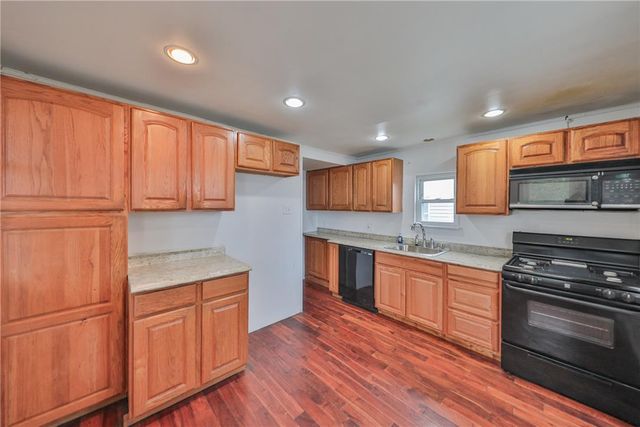 303 West Lincoln Street, Easton, PA 18042