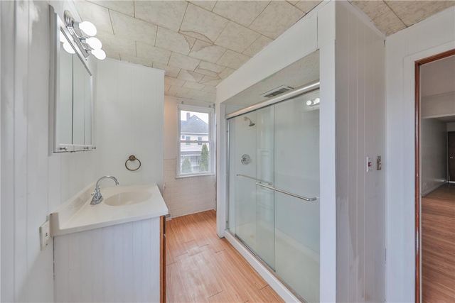 303 West Lincoln Street, Easton, PA 18042
